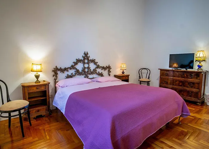 Il Lupo Della Sila 招待所 科森扎